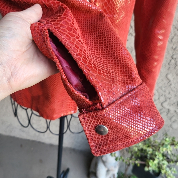 Red Italian Leather Jacket - Picture 6 of 7